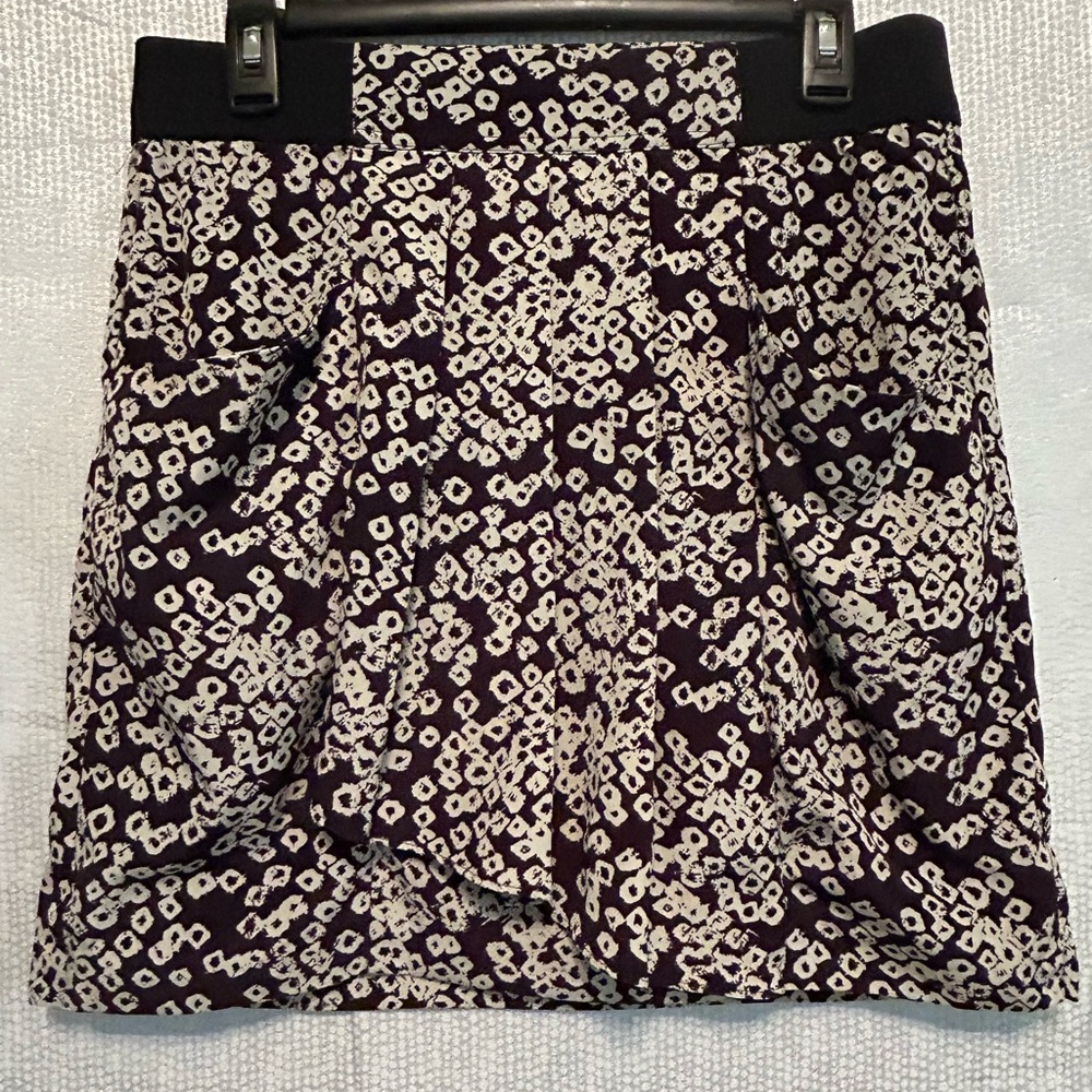 Purple floral Gap skirt elastic waist front flutter pleats & pockets size 2